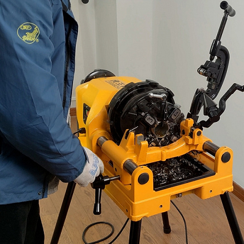 Фото Hongli ZK50A резьбонарезной станок - Fortools - профессиональный инструмент Фото Hongli ZK50A резьбонарезной станок - Fortools - профессиональный инструмент