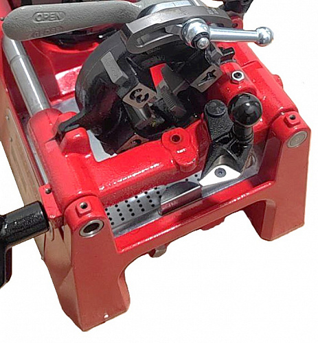 Фото Rotorica TwistMachine 25BL портативный резьбонарезной станок - Fortools - профессиональный инструмент Фото Rotorica TwistMachine 25BL портативный резьбонарезной станок - Fortools - профессиональный инструмент