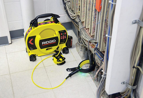 Фото RIDGID SeekTech ST-33Q генератор сигналов - Fortools - профессиональный инструмент Фото RIDGID SeekTech ST-33Q генератор сигналов - Fortools - профессиональный инструмент