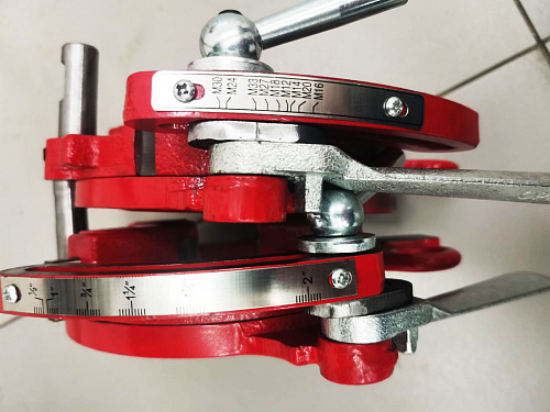 Фото Esson ElectricCut-50HW3 электрический резьбонарезной станок - Fortools - профессиональный инструмент Фото Esson ElectricCut-50HW3 электрический резьбонарезной станок - Fortools - профессиональный инструмент