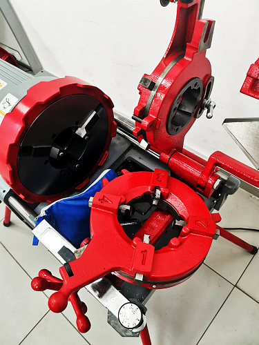Фото Esson ElectricCut-100HW1 электрический резьбонарезной станок - Fortools - профессиональный инструмент Фото Esson ElectricCut-100HW1 электрический резьбонарезной станок - Fortools - профессиональный инструмент