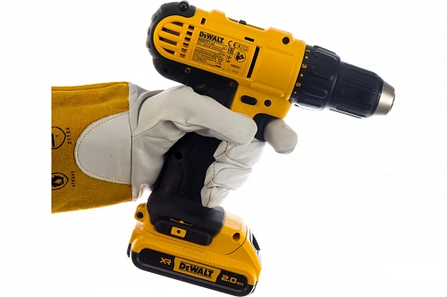 DEWALT 2.0 Ач дрель-шуруповерт - Fortools - профессиональный инструмент DEWALT 2.0 Ач дрель-шуруповерт - Fortools - профессиональный инструмент