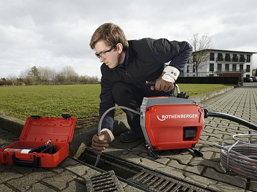 Фото Rothenberger R600 VarioClean аккумуляторная прочистная машина - Fortools - профессиональный инструмент Фото Rothenberger R600 VarioClean аккумуляторная прочистная машина - Fortools - профессиональный инструмент